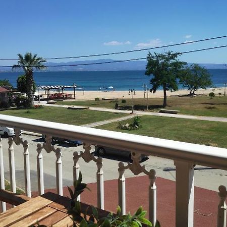 Jimmy'S Rooms Nea Potidea Exterior foto